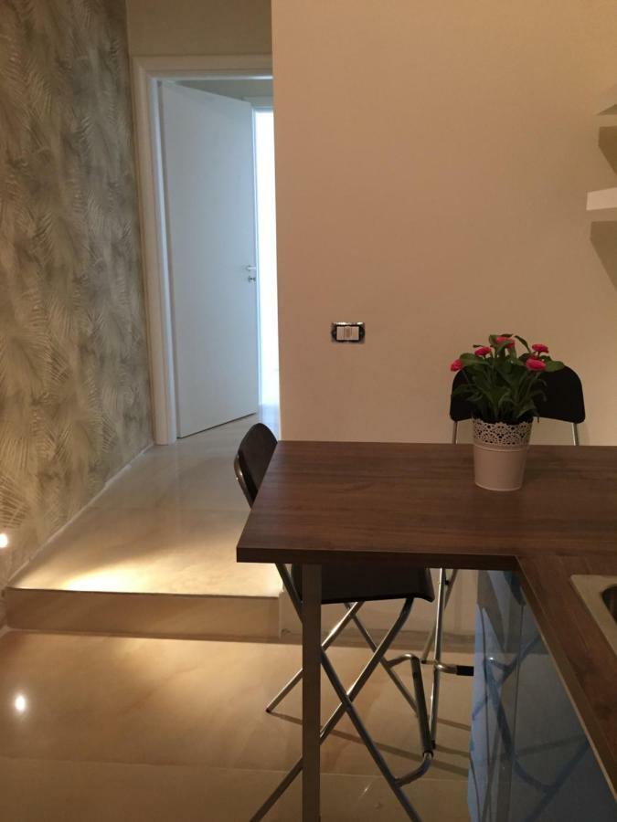 مبيت وإفطار كاتانيا Aquila House المظهر الخارجي الصورة