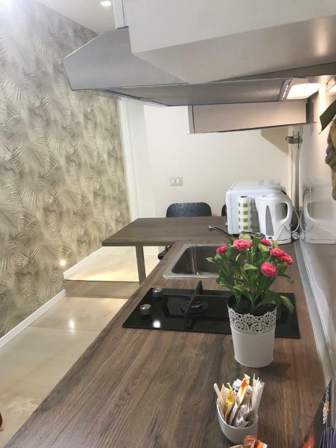 مبيت وإفطار كاتانيا Aquila House المظهر الخارجي الصورة