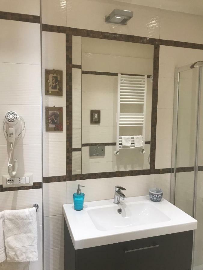 مبيت وإفطار كاتانيا Aquila House المظهر الخارجي الصورة